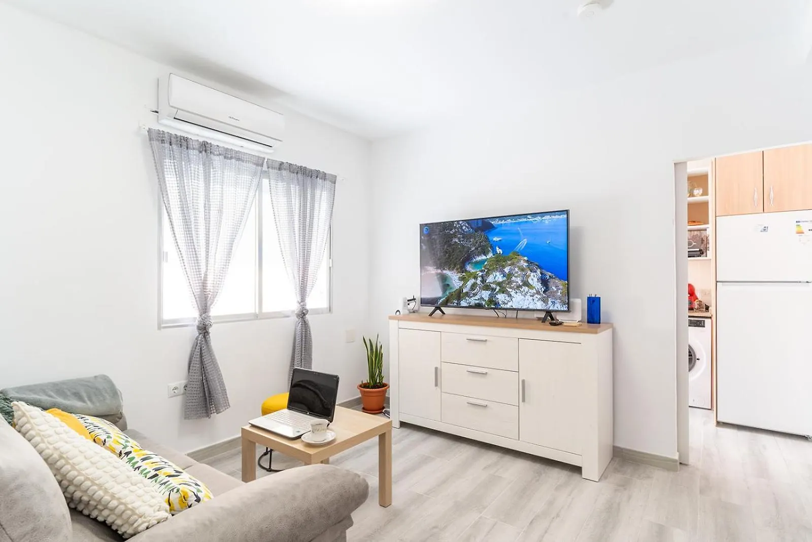 Atp La Rambla Pintor - Wifi Gratis! Apartment Almeria